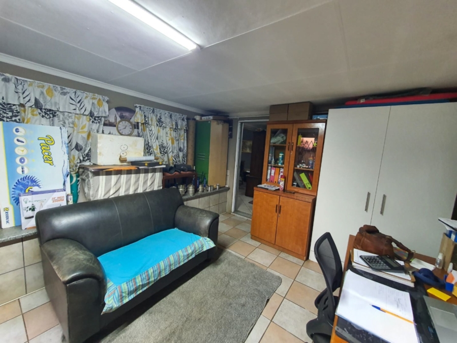 4 Bedroom Property for Sale in Haaskraal A H North West